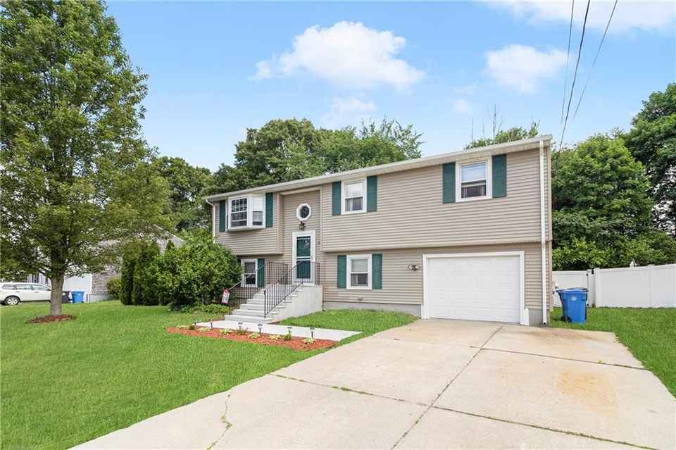 Pelletier Marshall & Clark Cumberland,  Office