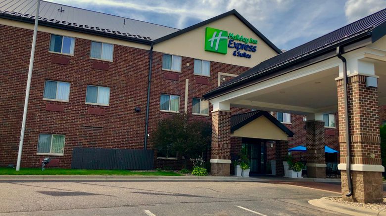 Hall Law P.A Woodbury, MN Office