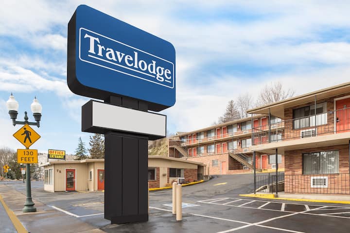 Shlesinger & deVilleneuve Attorneys PC Klamath Falls, OR Office