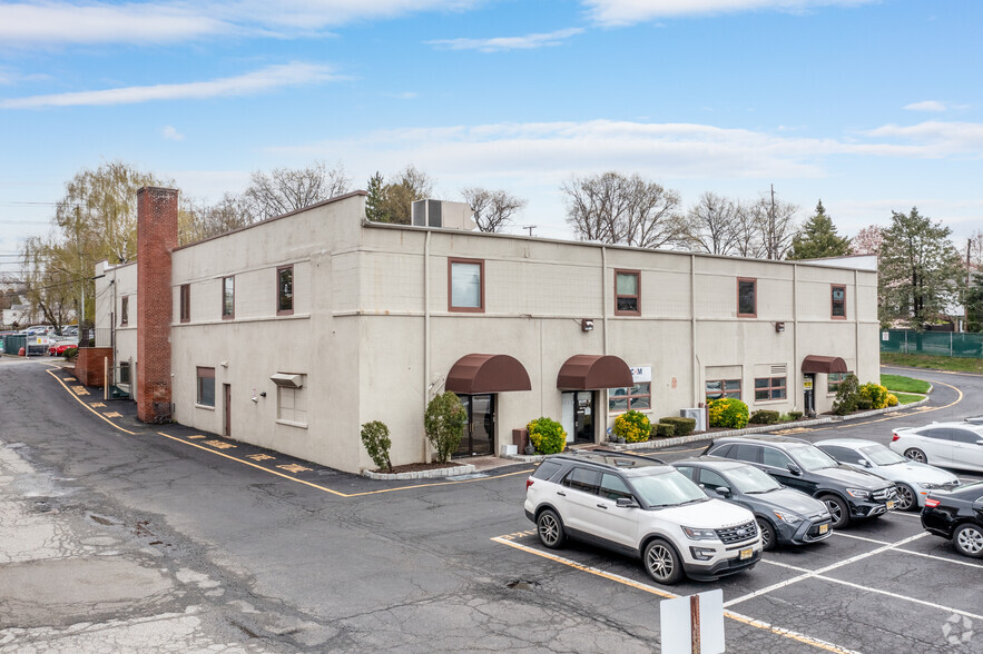 Hall & Castel Law Woburn,  Office