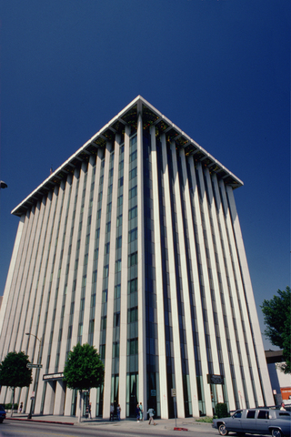 Benefield Law Beverly Hills,  Office