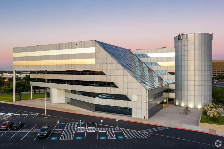 Law, Snakard & Gambill, P.C Fort Worth, TX Office