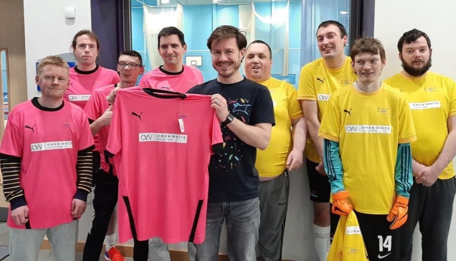 Owen White Chertsey, UK-England Office