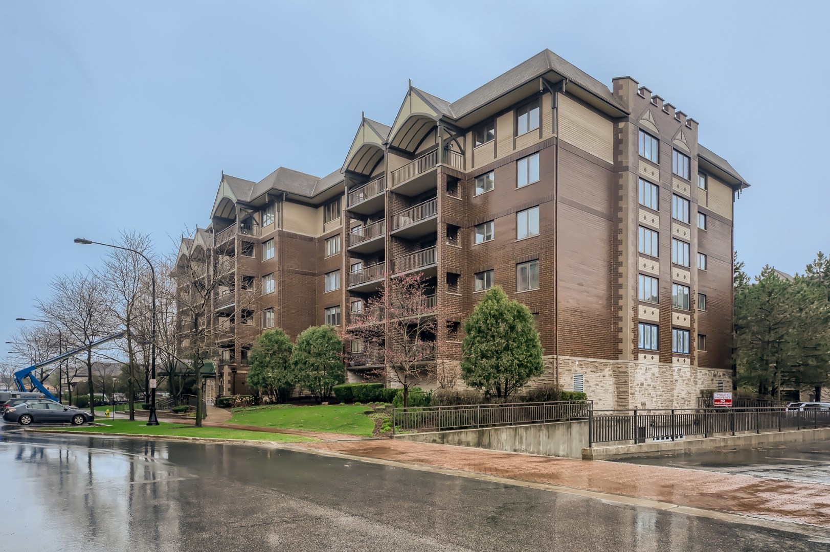 23 Legal LLC Mount Prospect,  Office