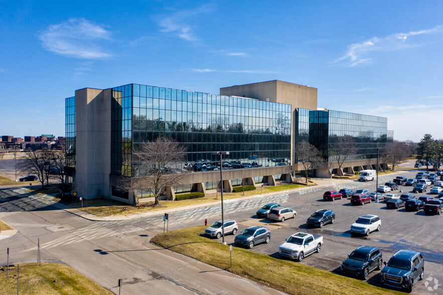 Fragomen, Del Rey, Bernsen & Loewy, LLP, Troy, MI Office