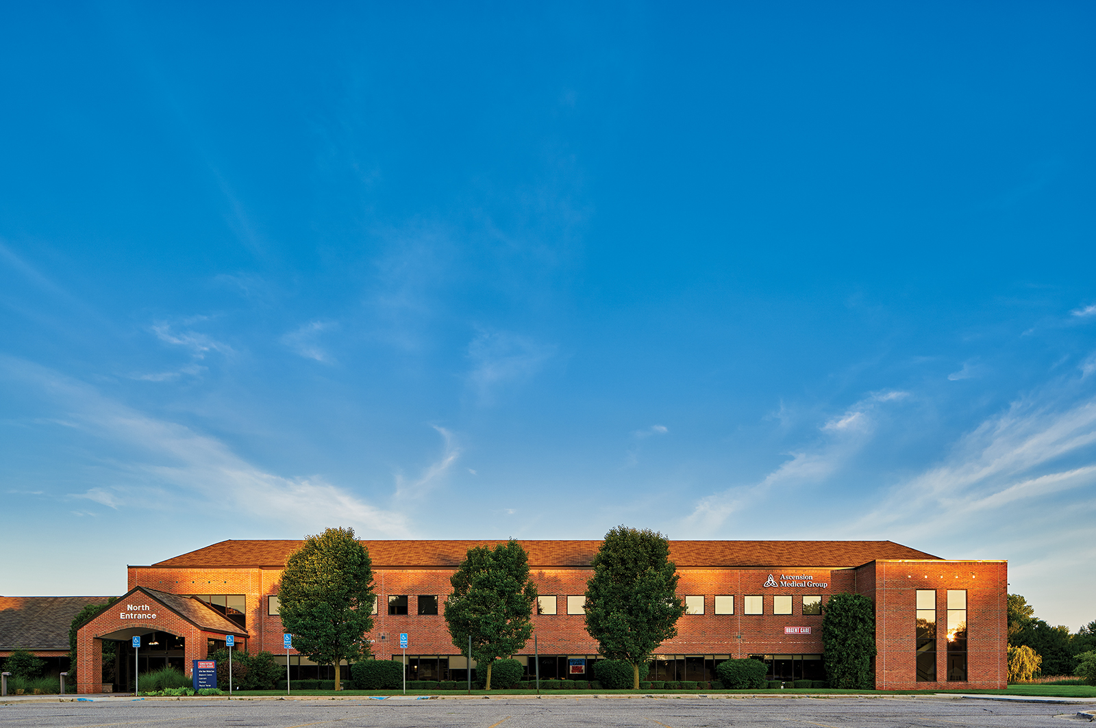 Michigan Law Center Macomb,  Office