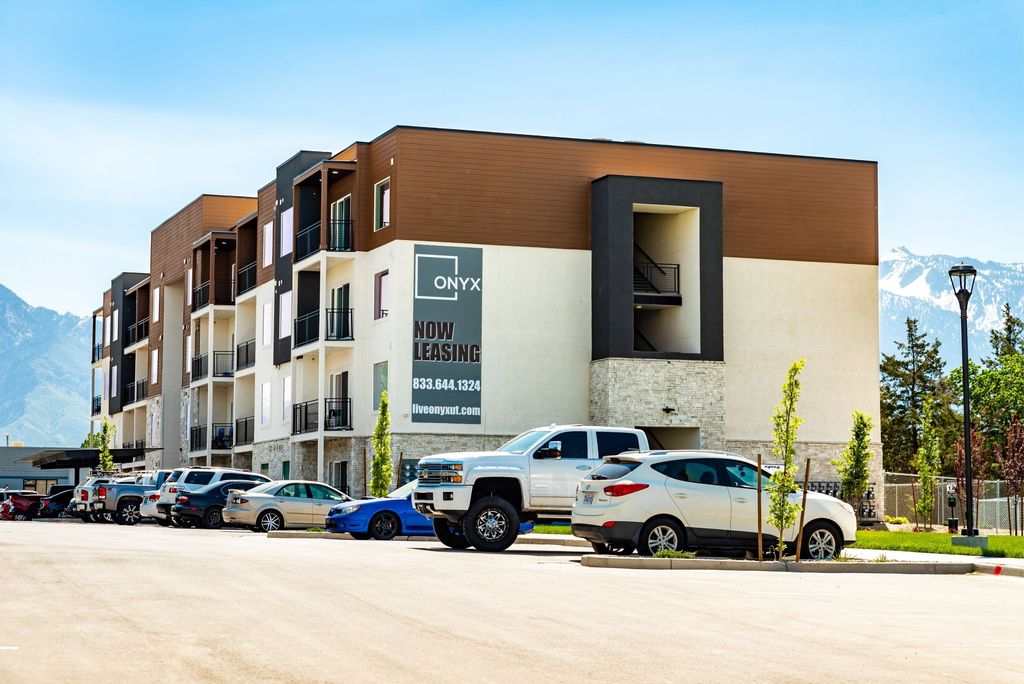 Contigo Law Midvale,  Office