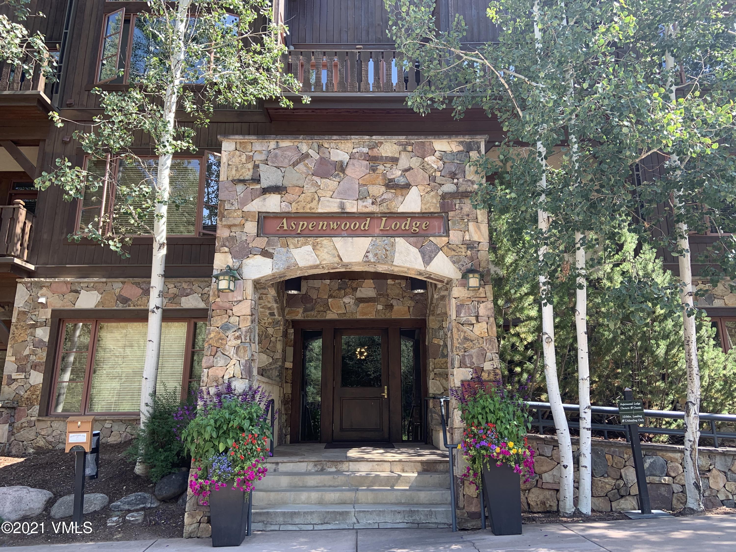 Wear Travers Perkins LLC Edwards,  Office