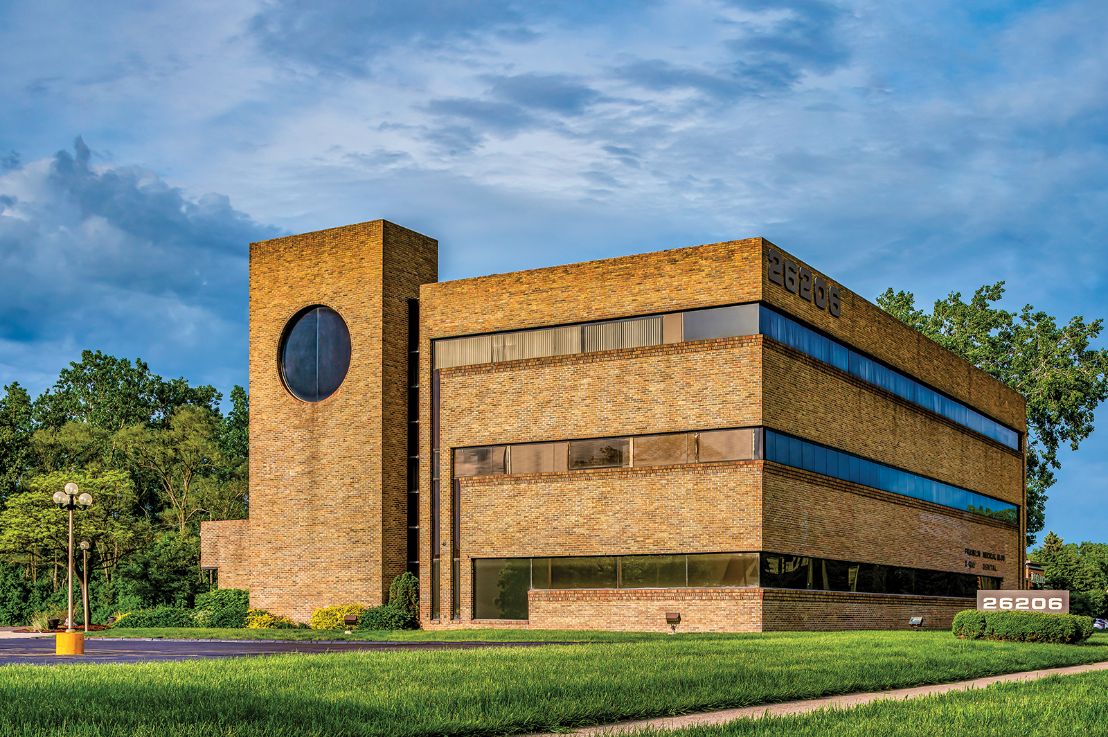 Luxon & Zang PC Southfield, MI Office