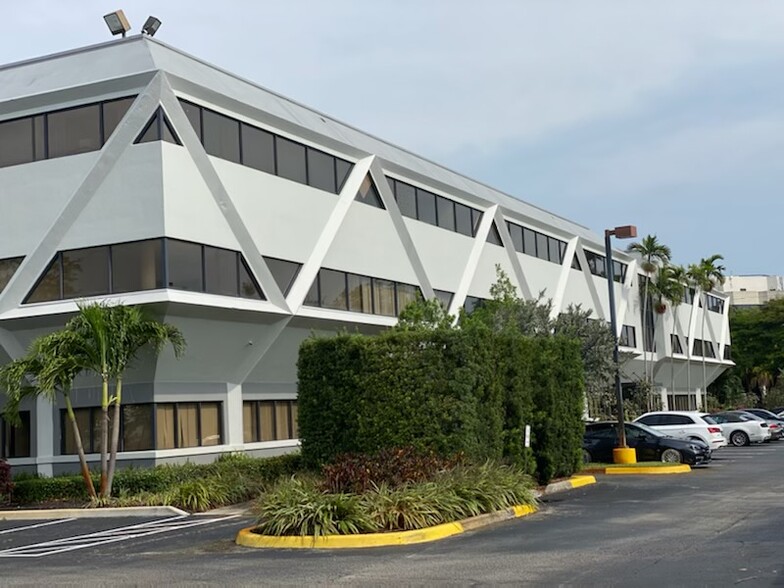 Marinosci Law Group Fort Lauderdale, FL Office