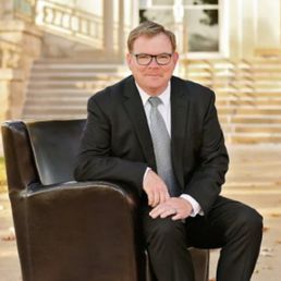 Craver, Grothe & Cox, LLP Bloomfield,  Office