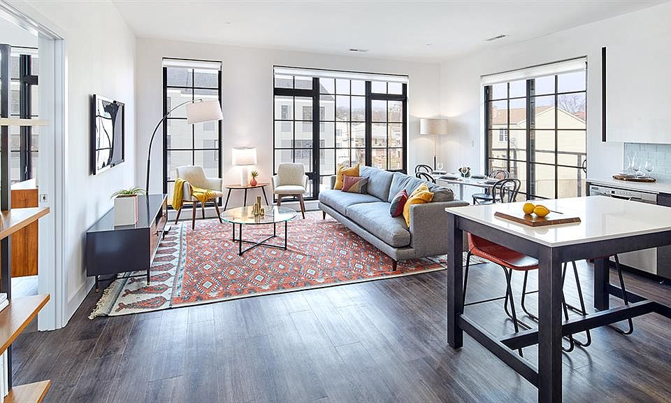 Hausner & Montanile, PLLC Mamaroneck,  Office