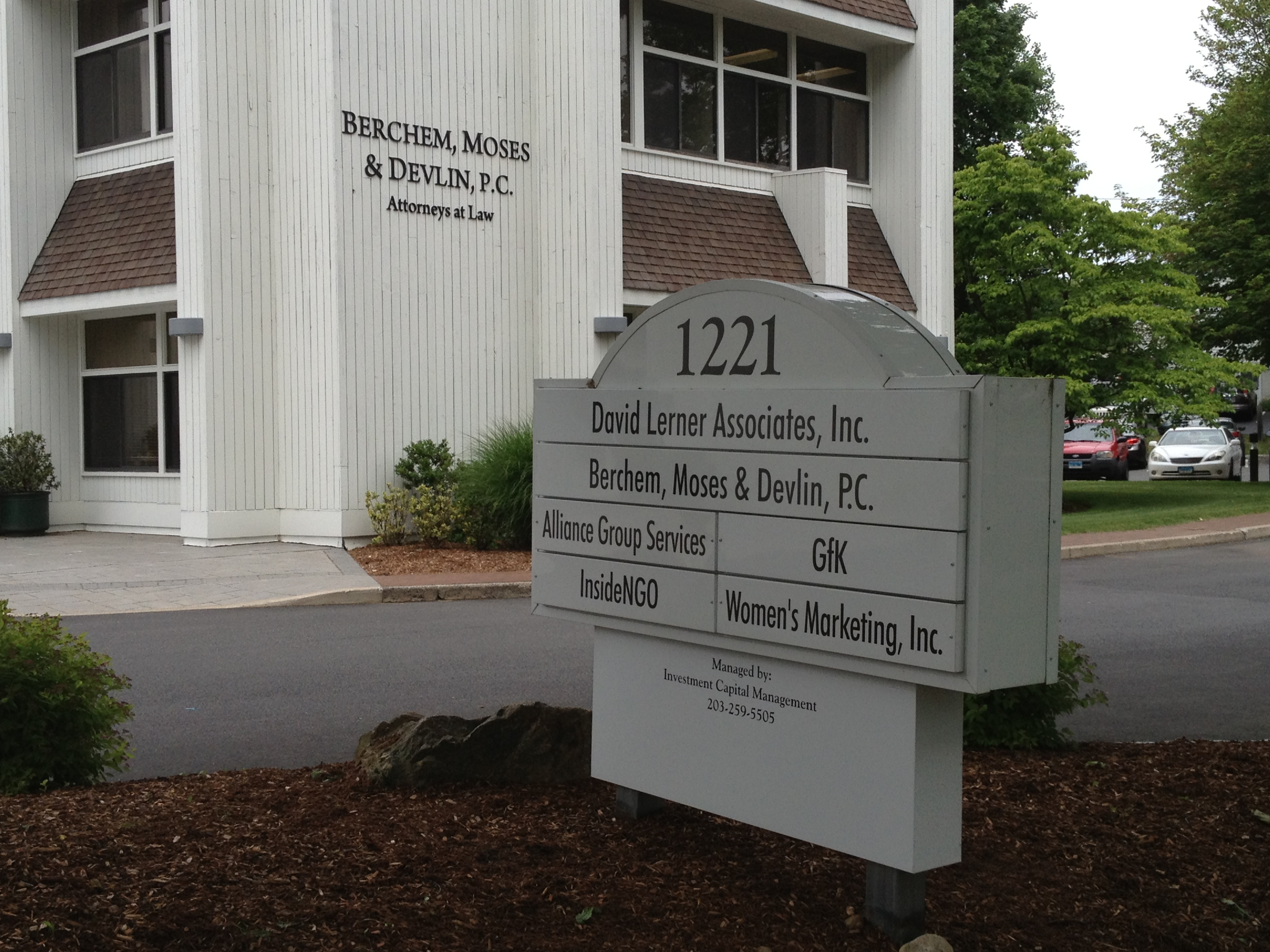 Berchem Moses PC Bridgeport, CT Office