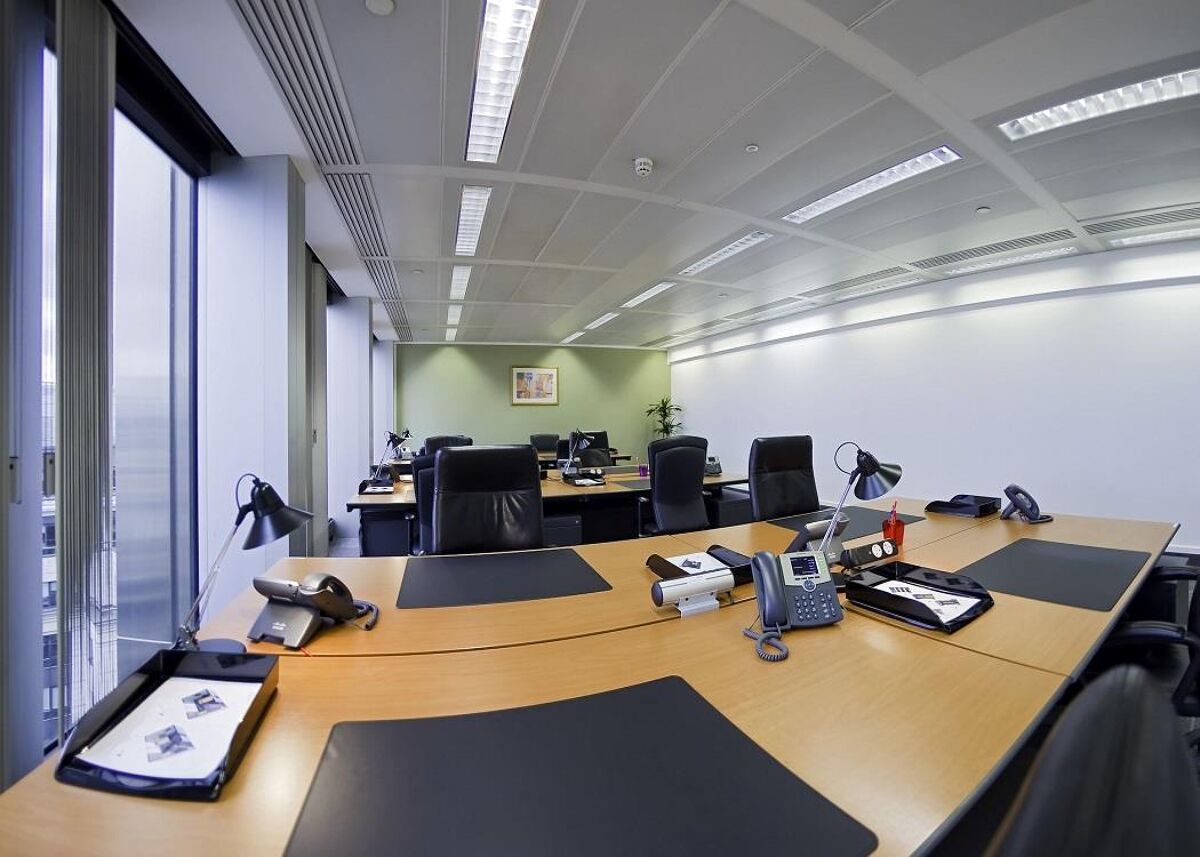 Holland & Knight LLP London, United Kingdom Office