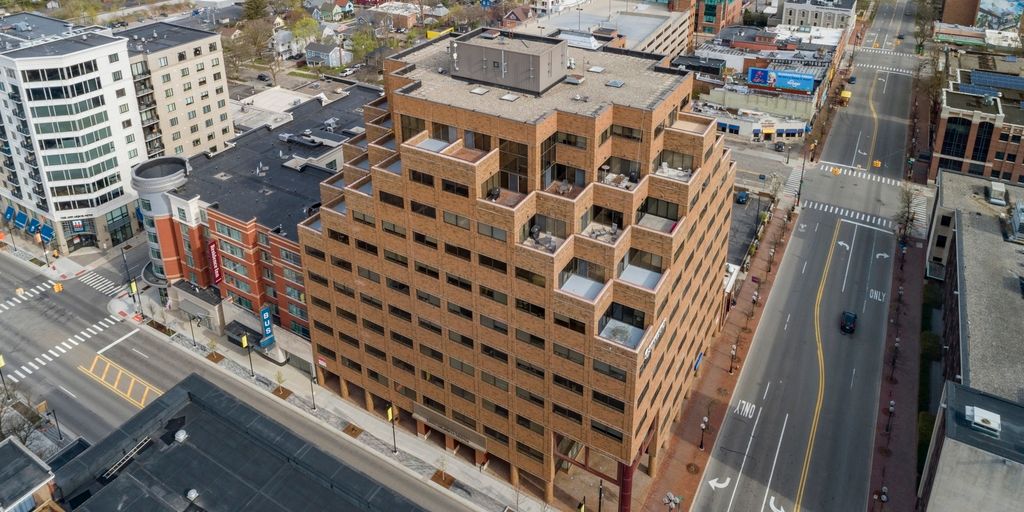 Varnum LLP Ann Arbor, MI Office