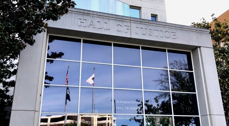 Superior Justice Ontario,  Office