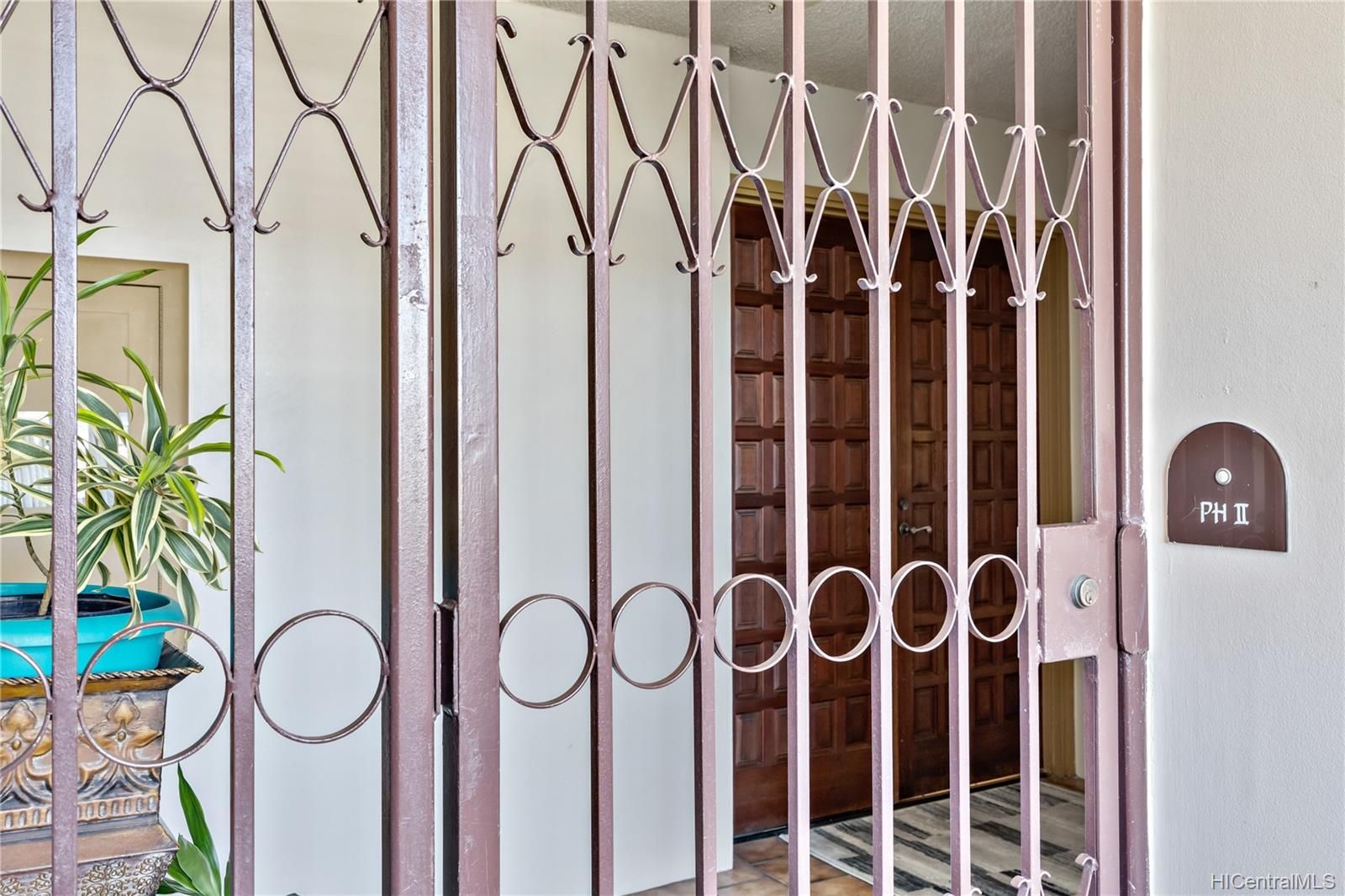 Law Offices of Eric S.T. Young, ALC Honolulu,  Office