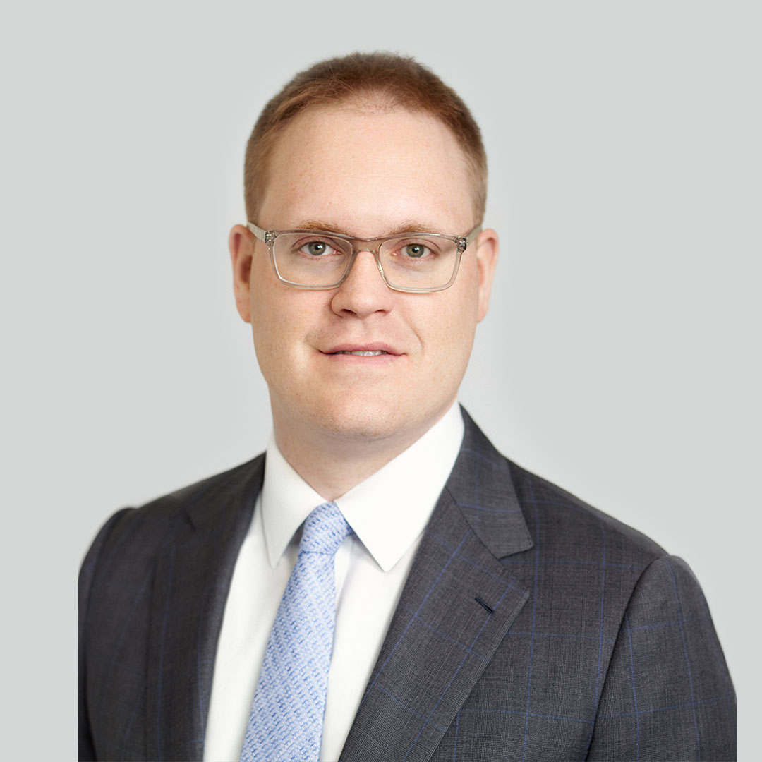 Smockum Zarnett LLP Toronto, Canada Office