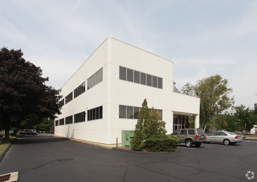The Bartinik Law Firm, PC Groton, CT Office