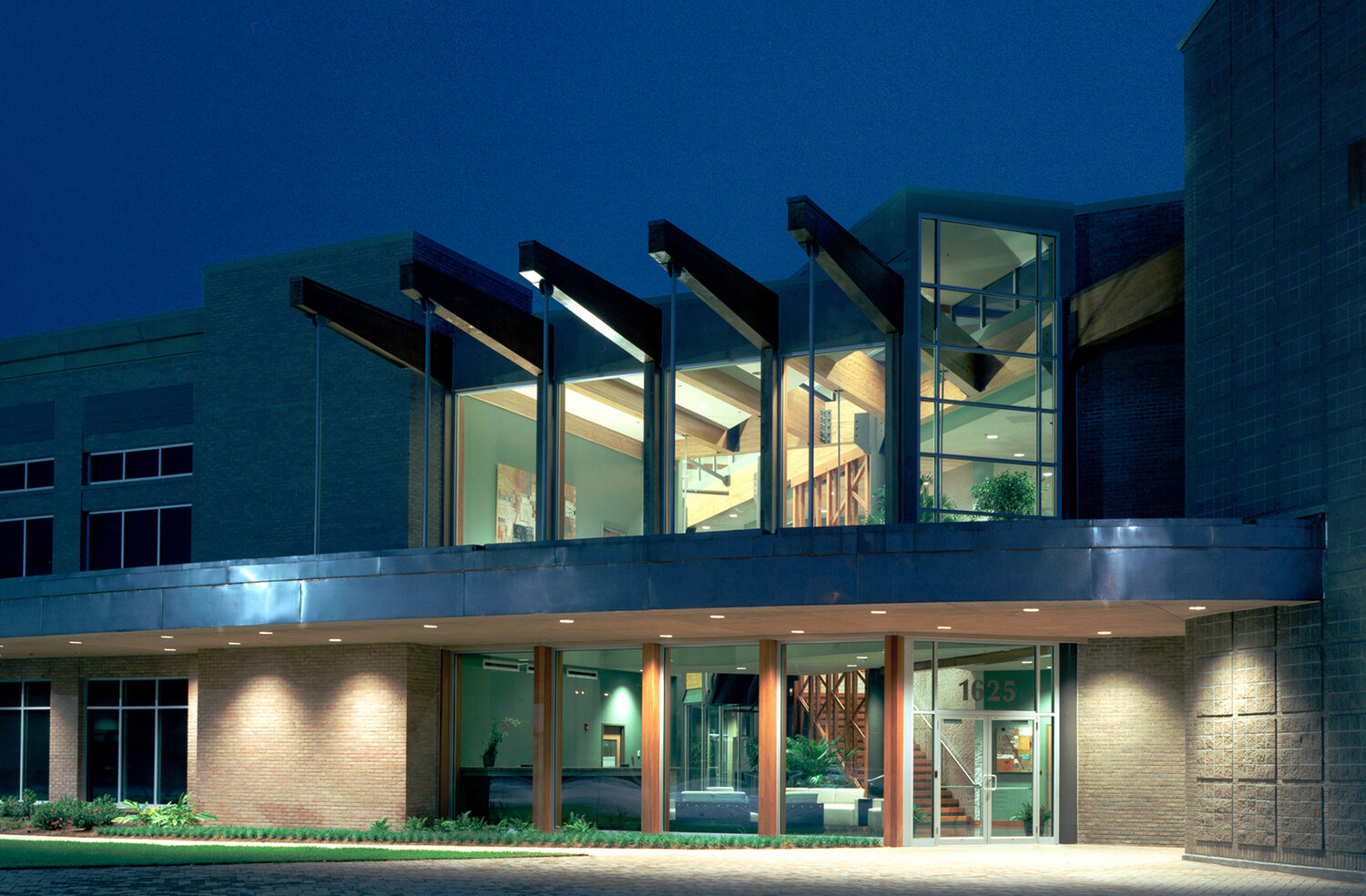 The De Leo Law Firm, LLC Mandeville, LA Office