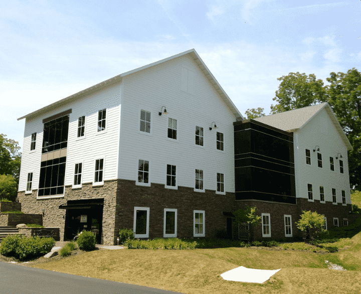 Kammholz Rossi PLLC Victor,  Office