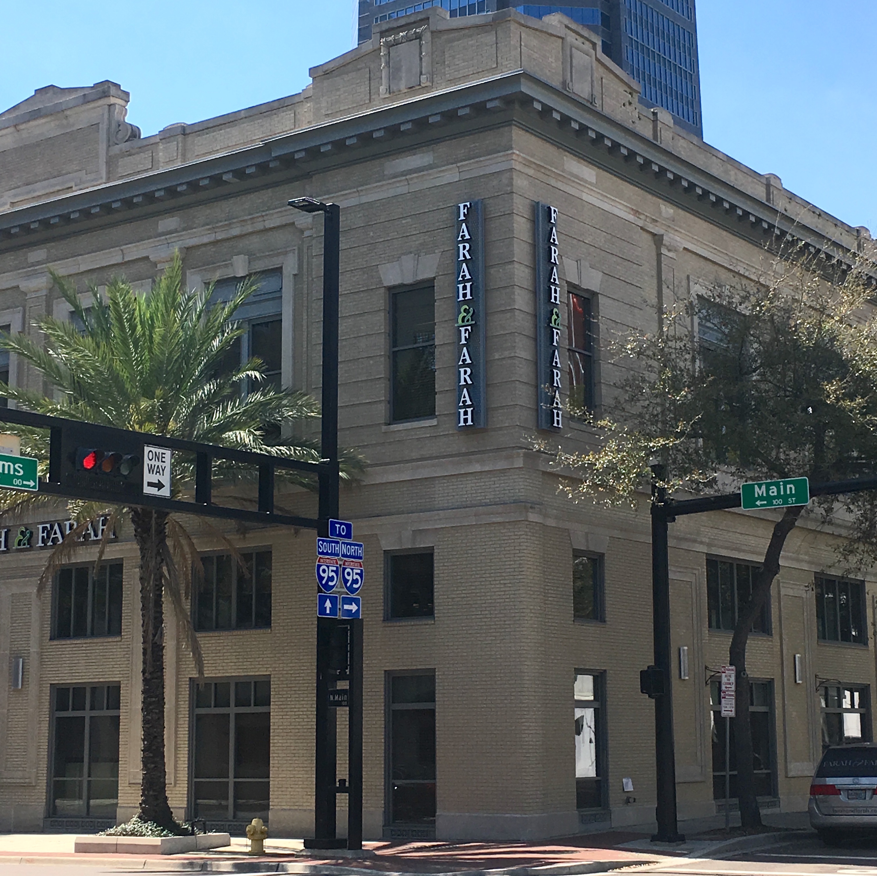 Farah & Farah Personal Injury Lawyers Jacksonville, FL Office