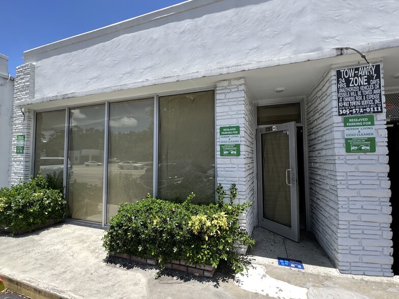 Ledon Law Miami Shores,  Office