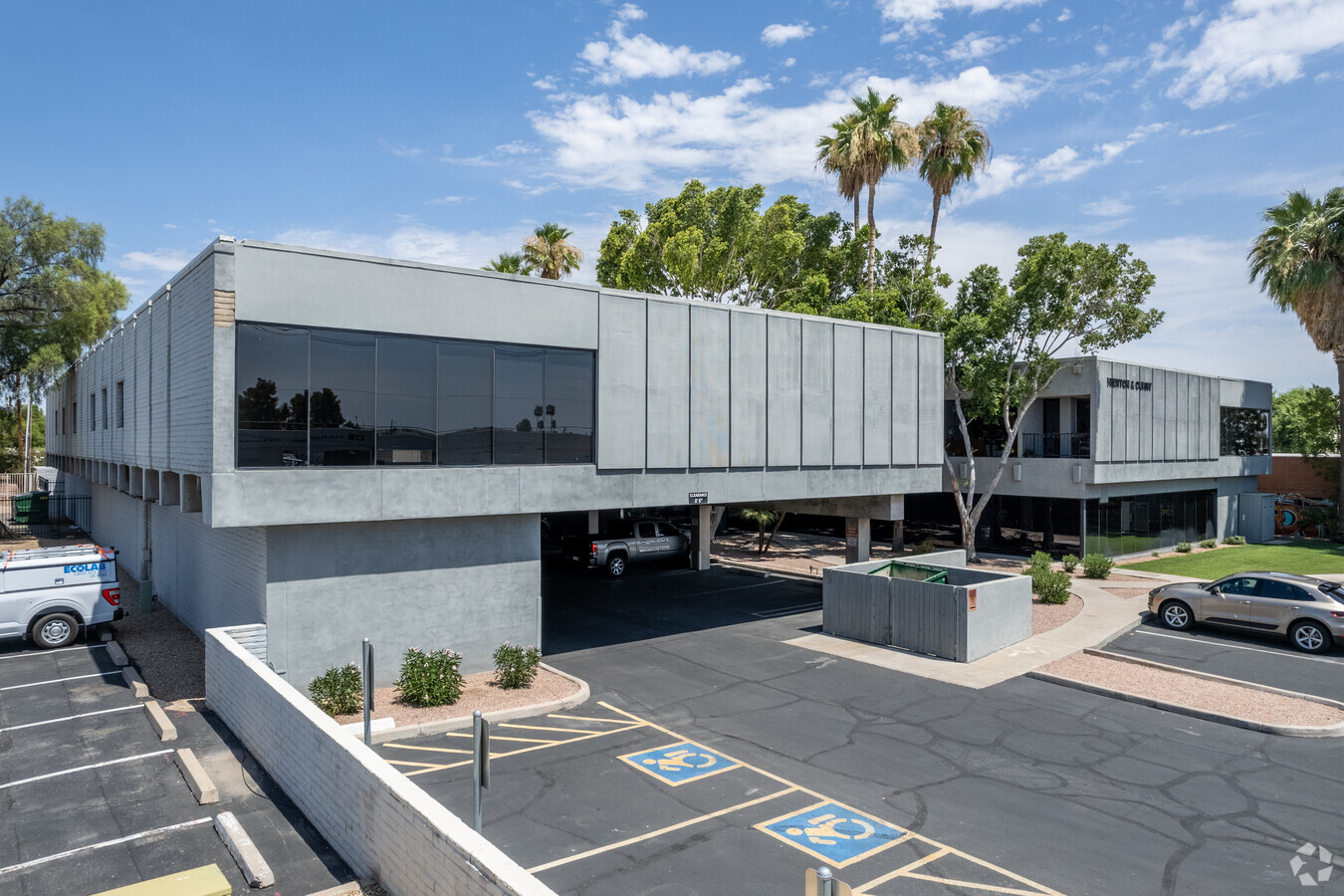 Hienton & Curry, P.L.L.C Phoenix,  Office