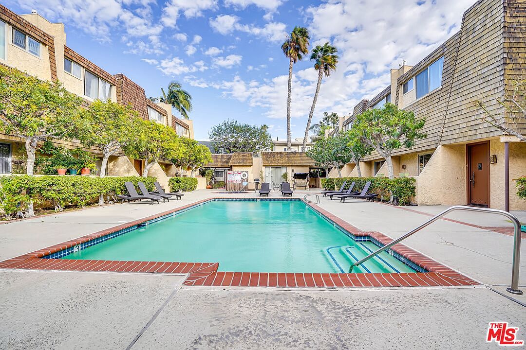 Oaks Law Firm Sherman Oaks,  Office