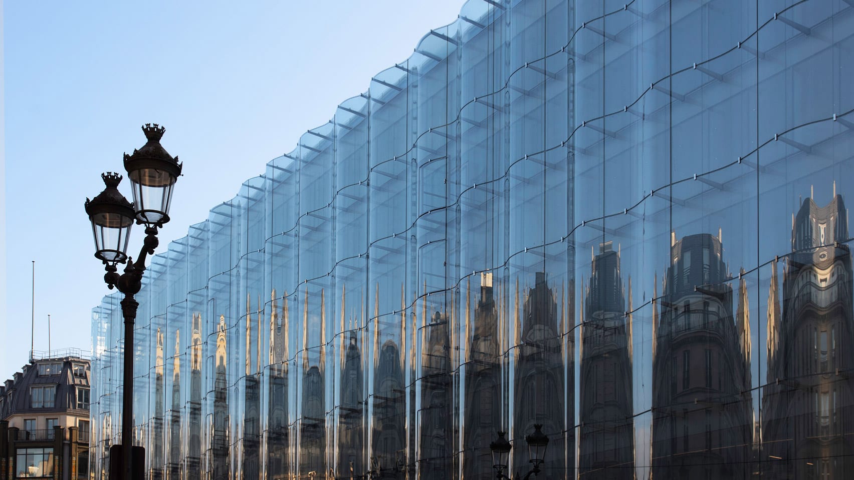 Kahn & Associes Paris, France Office