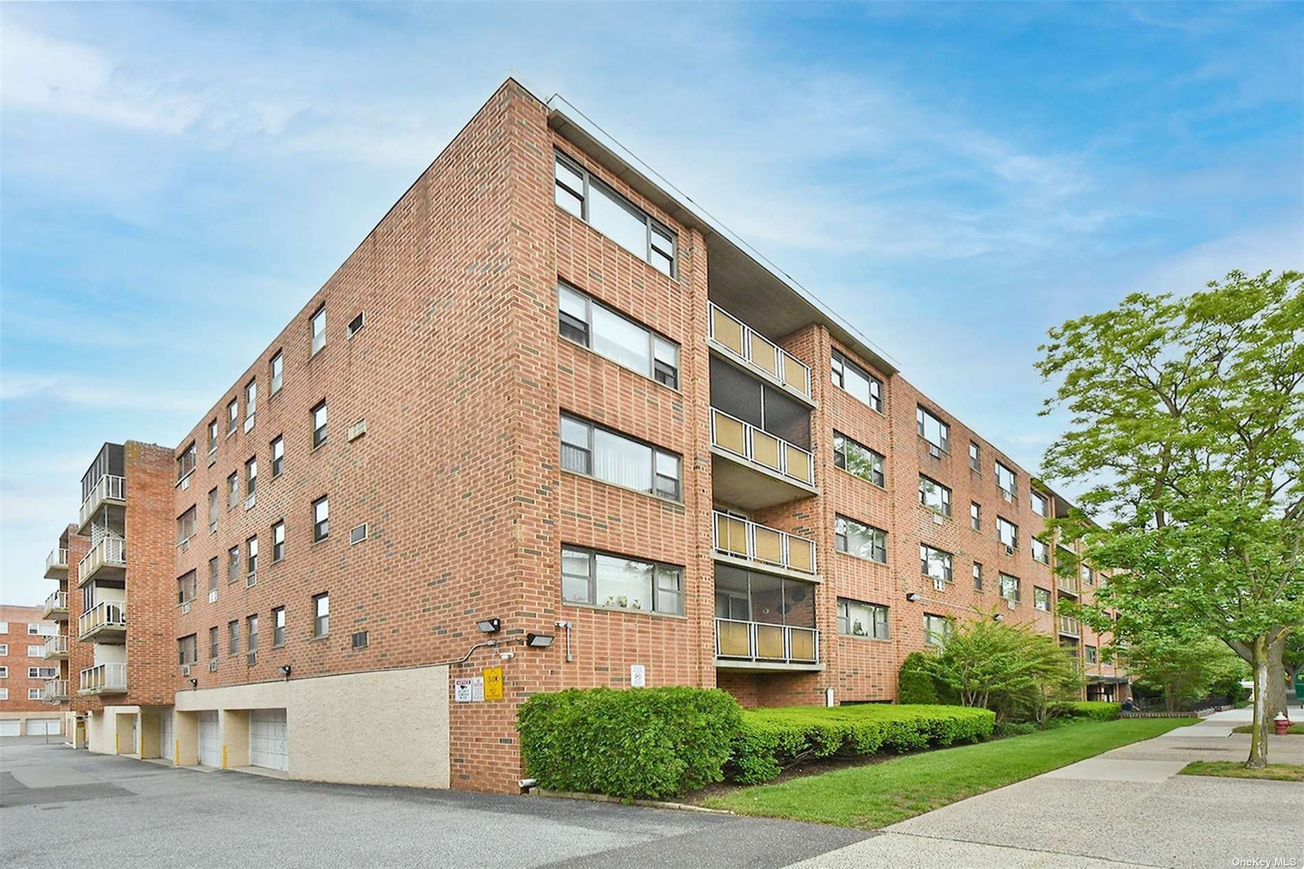 Diamond Law Group Mineola, NY Office