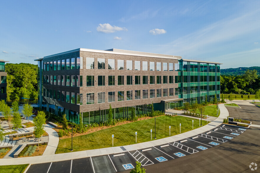 Peterson White, LLP Brentwood, TN Office