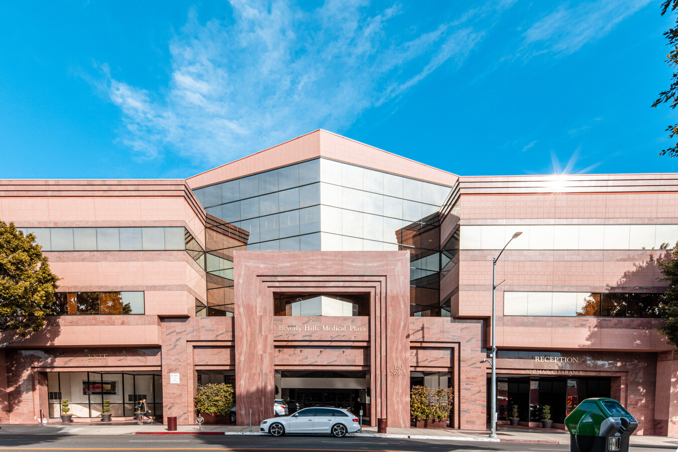 Tofer & Associates Beverly Hills,  Office