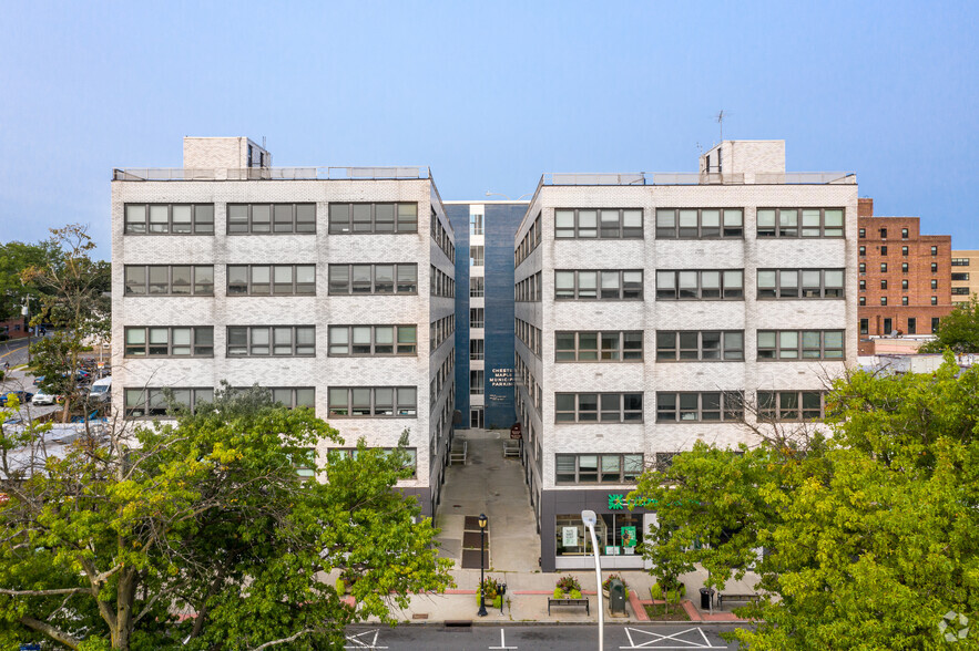Silverman & Associates White Plains,  Office