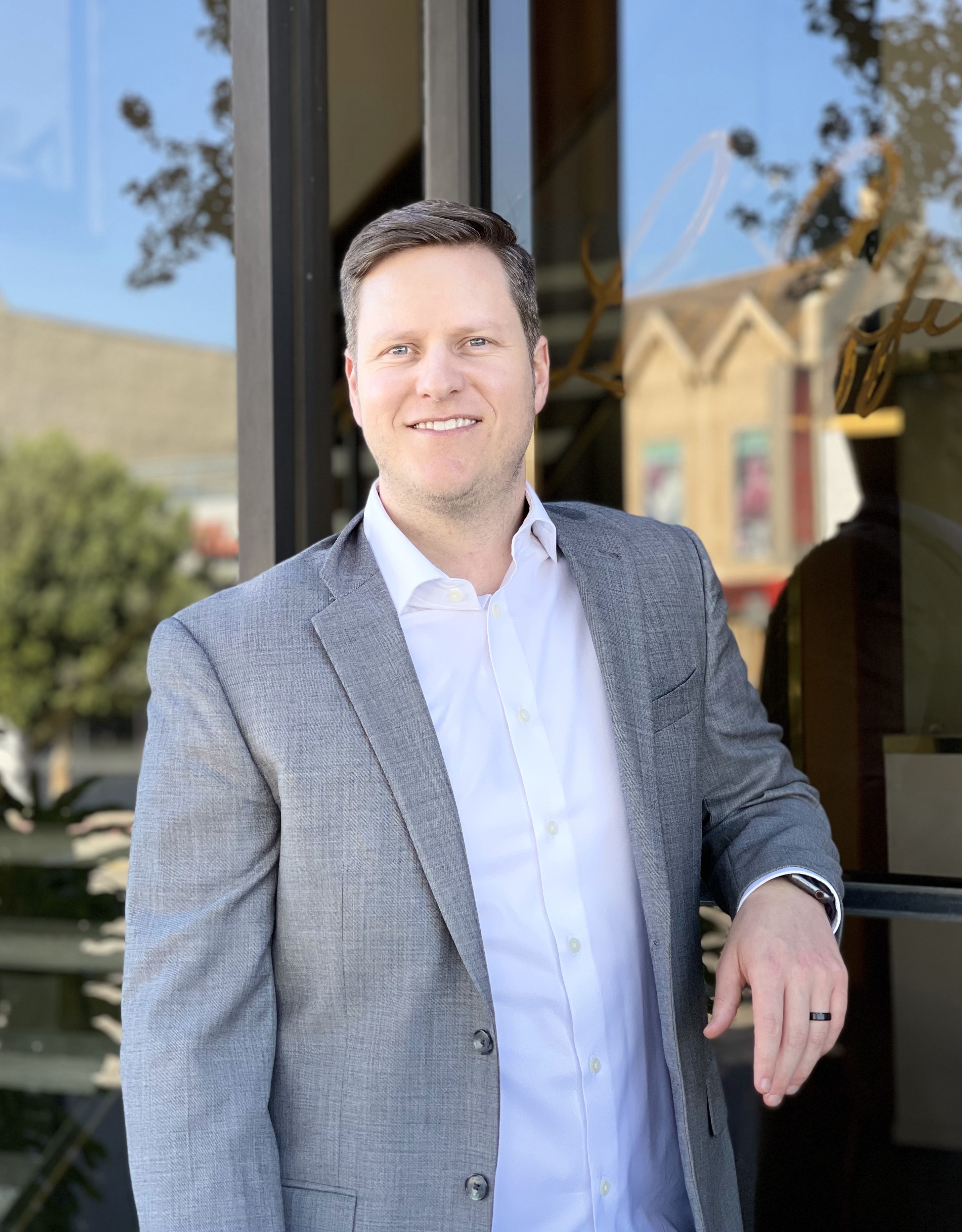 Law Offices of Seth C. Bowen Tarzana,  Office