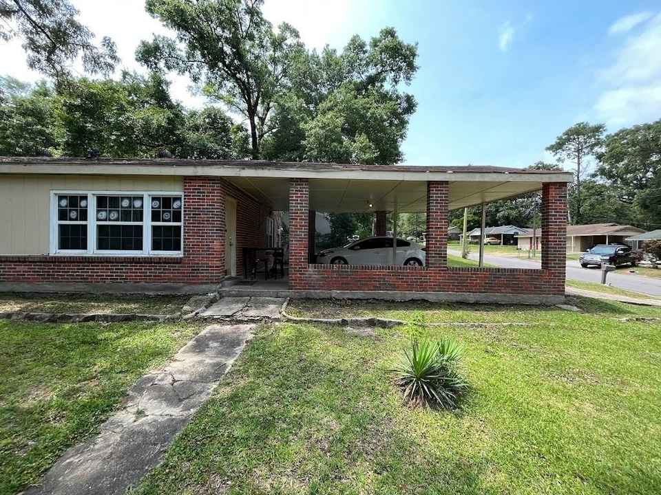 Wright, Green, PC Mobile, AL Office