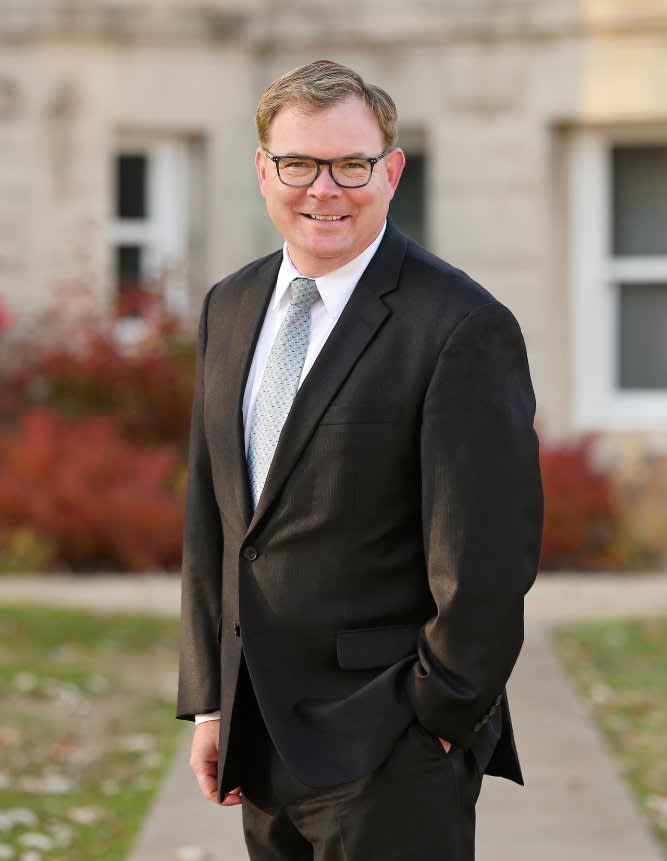 Craver, Grothe & Cox, LLP Bloomfield,  Office
