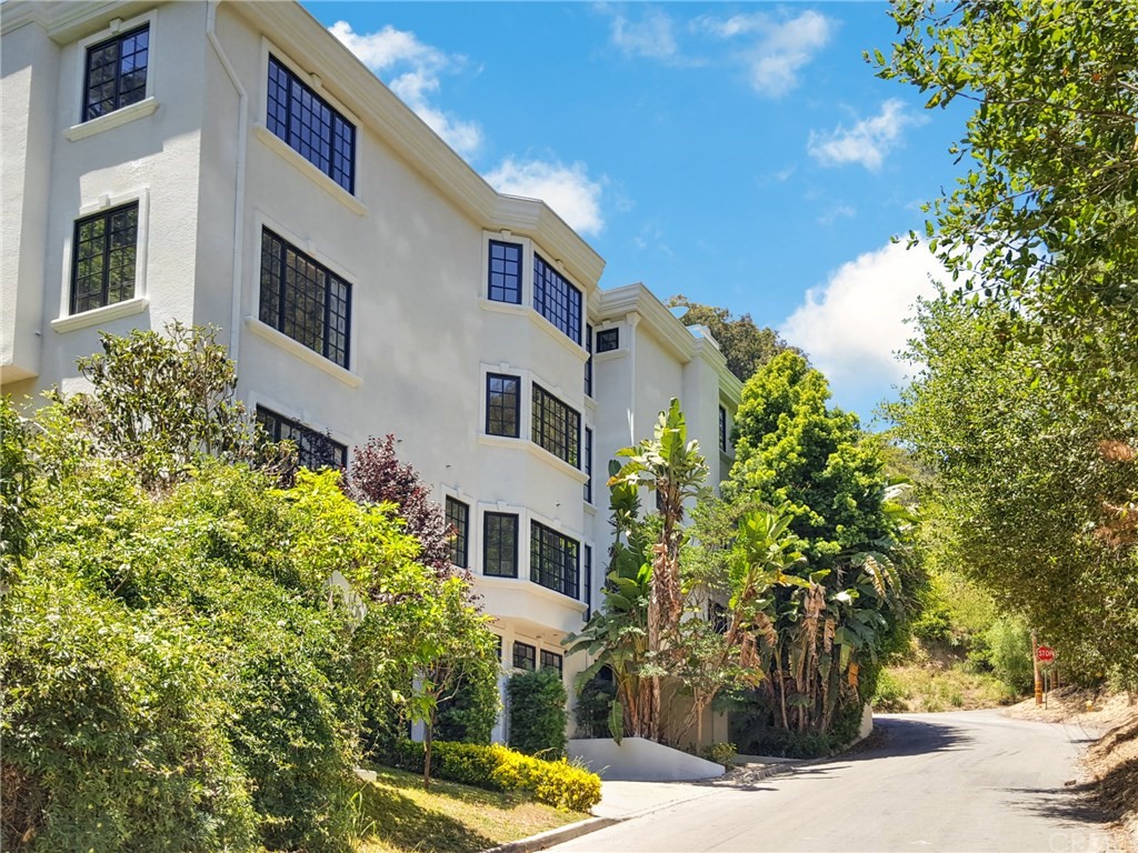 Davies & Associates LLC Marina del Rey, CA Office