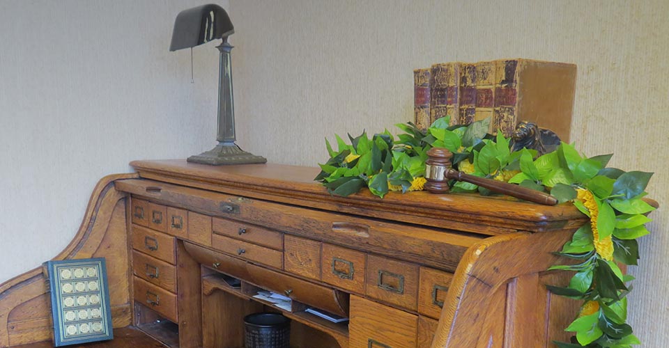 Case Lombardi & Pettit Honolulu, HI Office