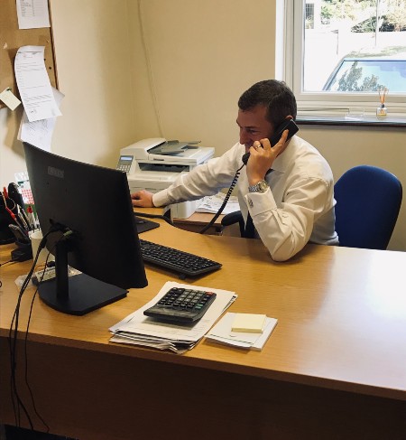 F Barnes Solicitors Limited Romford, UK-England Office