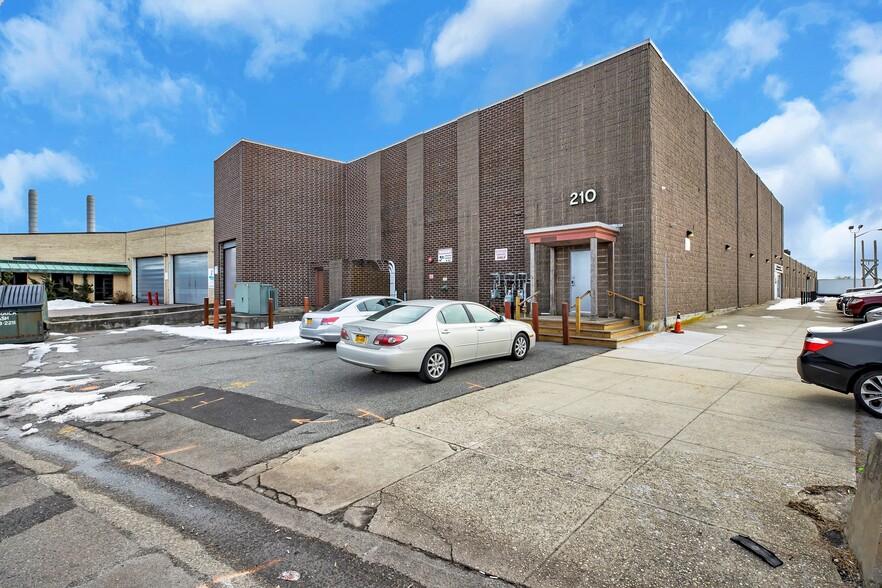 MARROQUIN LAW, P.C Freeport,  Office