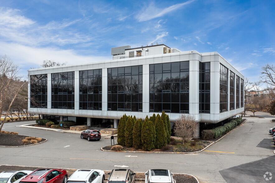 Johnson & Cohen, L.L.P White Plains, NY Office