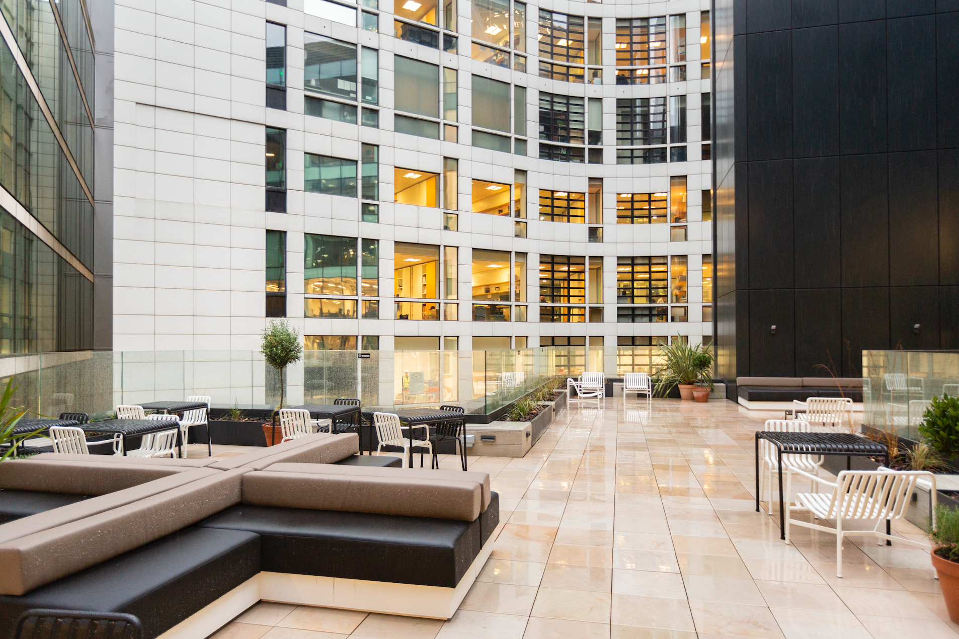 Lester Aldridge LLP London, United Kingdom Office