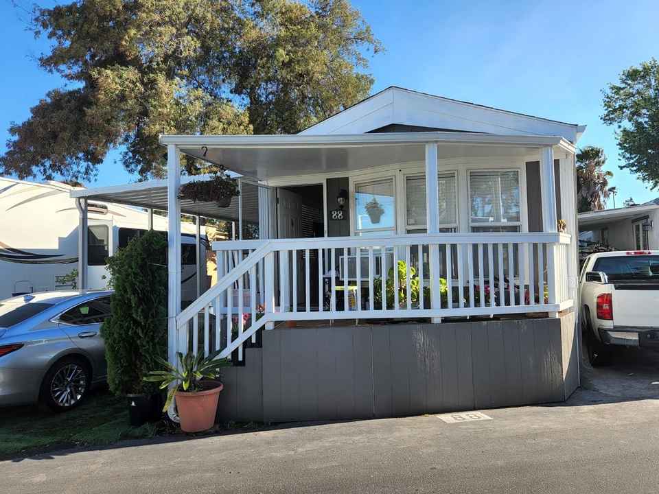 White Summers Caffee & James LLP Redwood City, CA Office