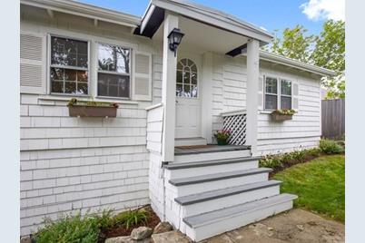 Burns & Levinson LLP Hingham, MA Office