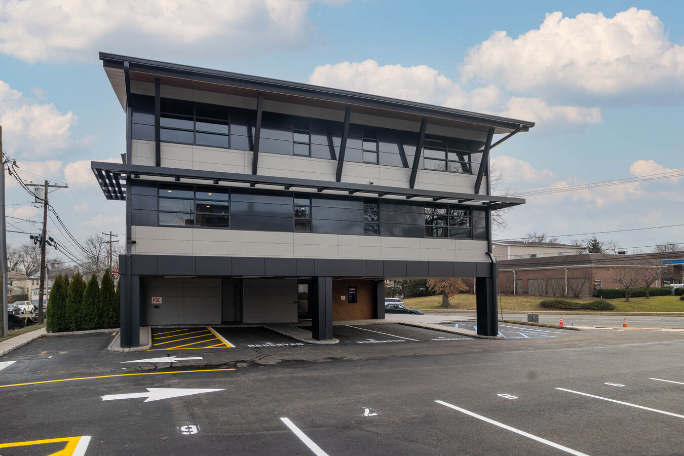 Schiller McMahon Westfield,  Office