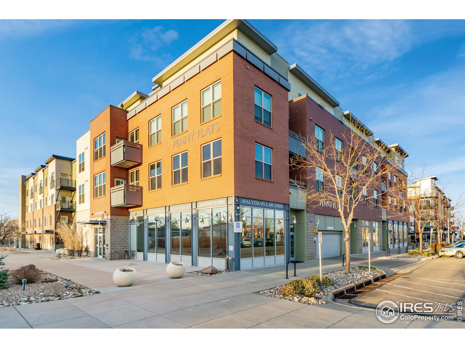 Colorado Lawyer Team Fort Collins,  Office